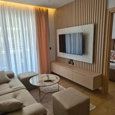 Super Apartment Golem (Tirana)